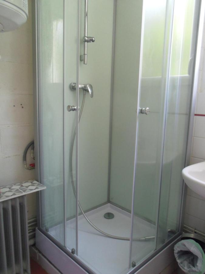 Chambre Meublee Sympa Proche Centre Ville Lorient Exterior photo